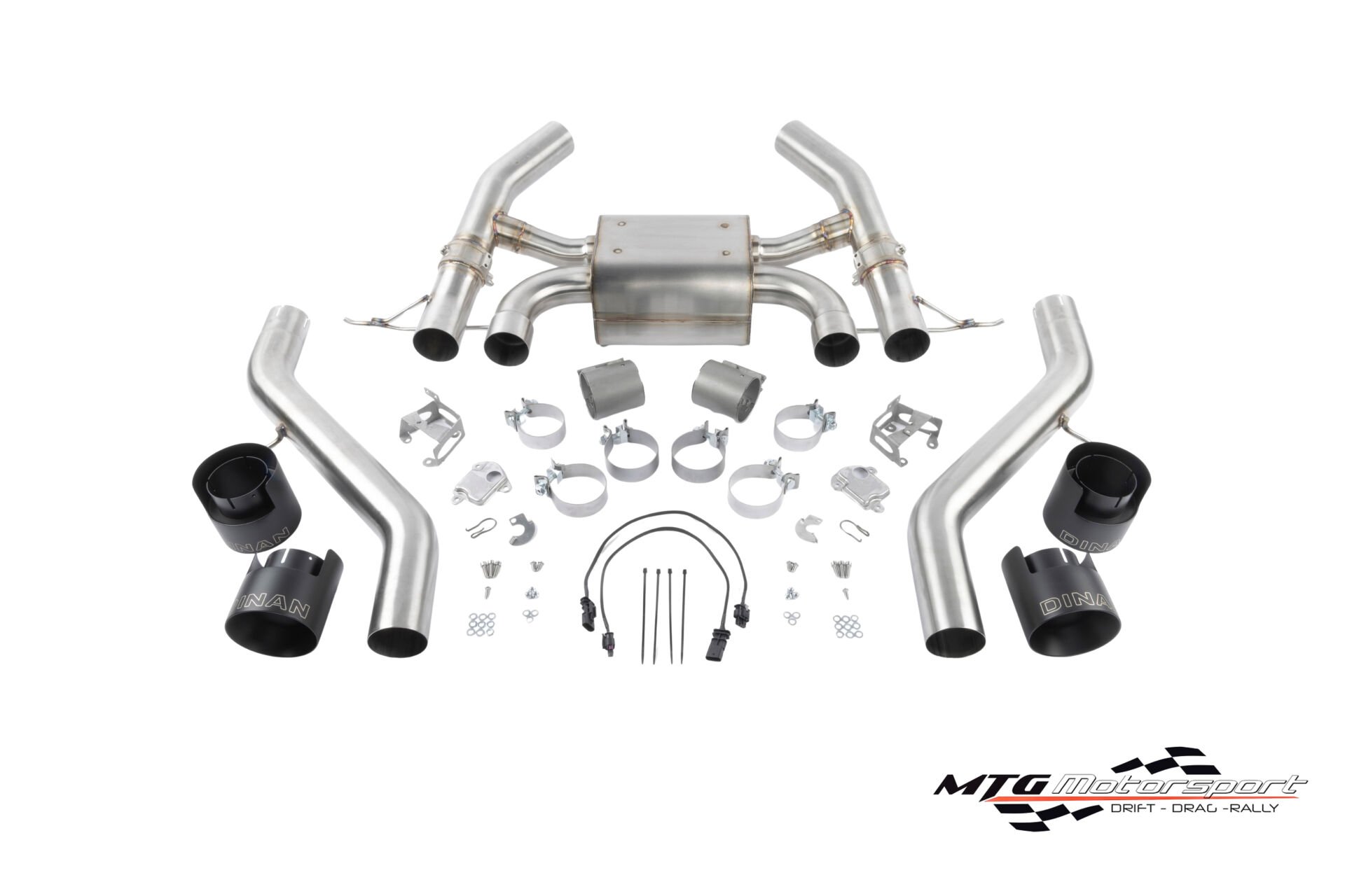 G87 M2 Subaplı Arka Aks - Arka Egzoz - Karbon Uçlar