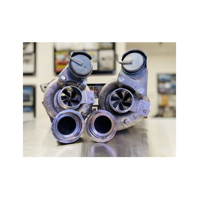 Porsche Cayenne Pure 850 Turbo